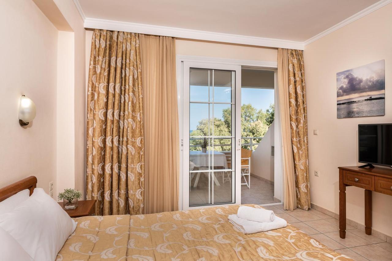 Angela Beach Aparthotel Platanias  Exterior photo