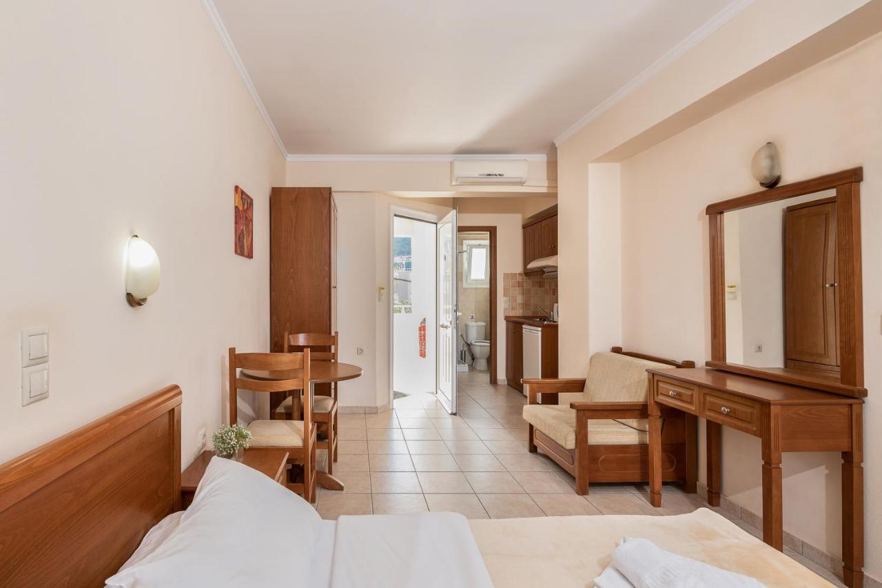 Angela Beach Aparthotel Platanias  Exterior photo