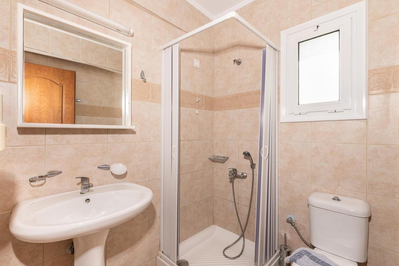 Angela Beach Aparthotel Platanias  Exterior photo