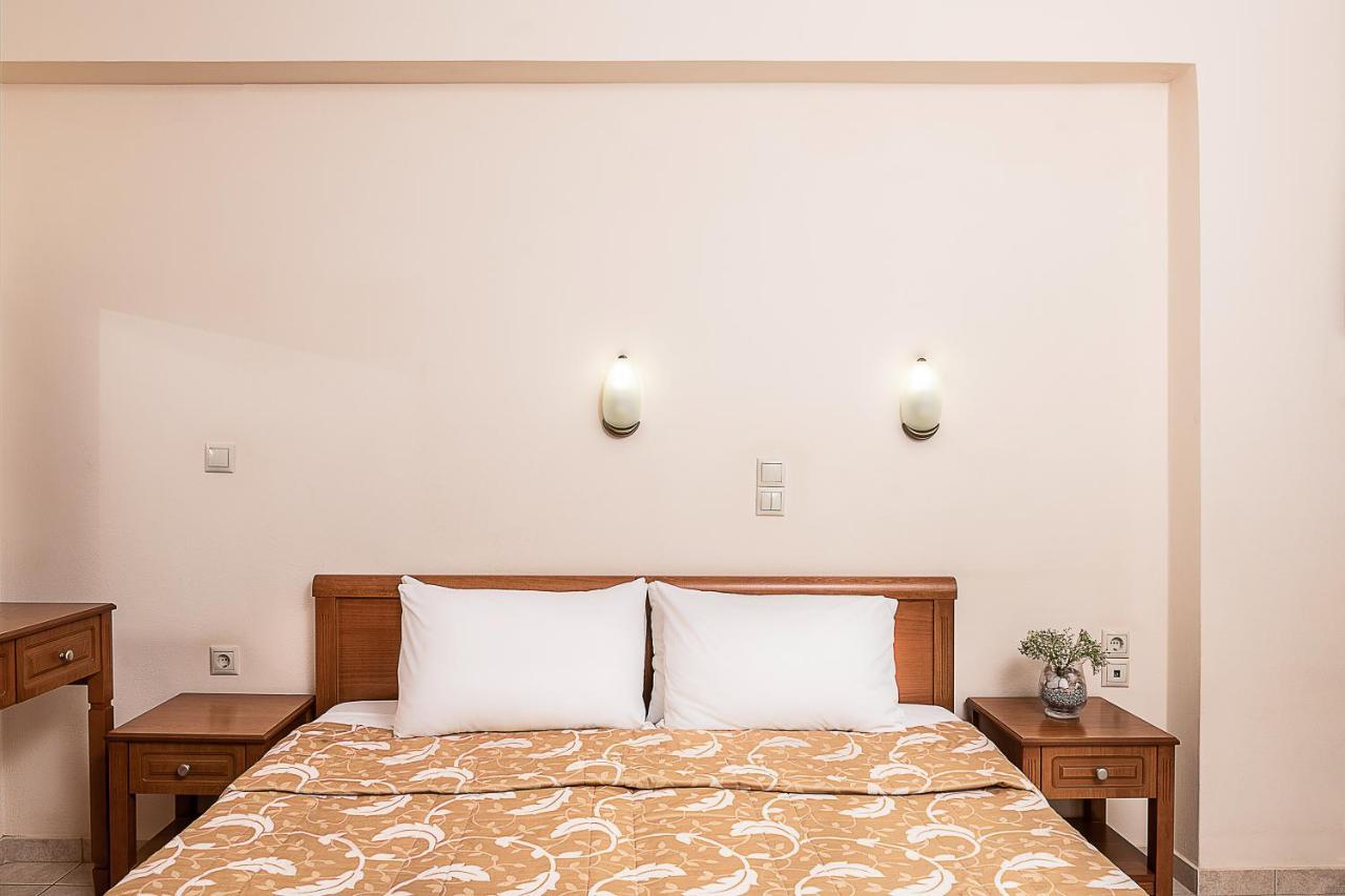 Angela Beach Aparthotel Platanias  Exterior photo